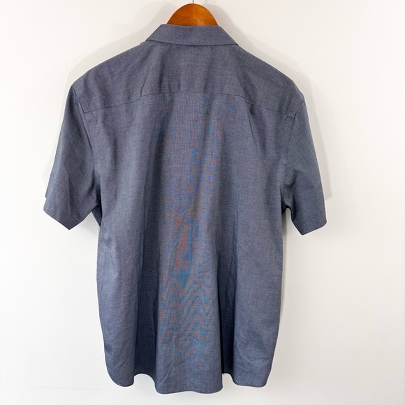 NWOT Untuckit short sleeve collared shirt - Picture 3 of 4